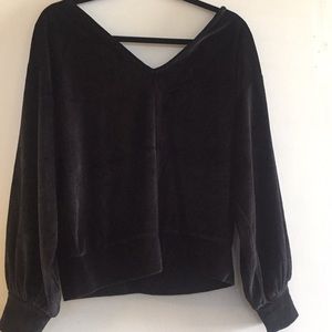 Beautiful Off the shoulder velvet sweatshirt